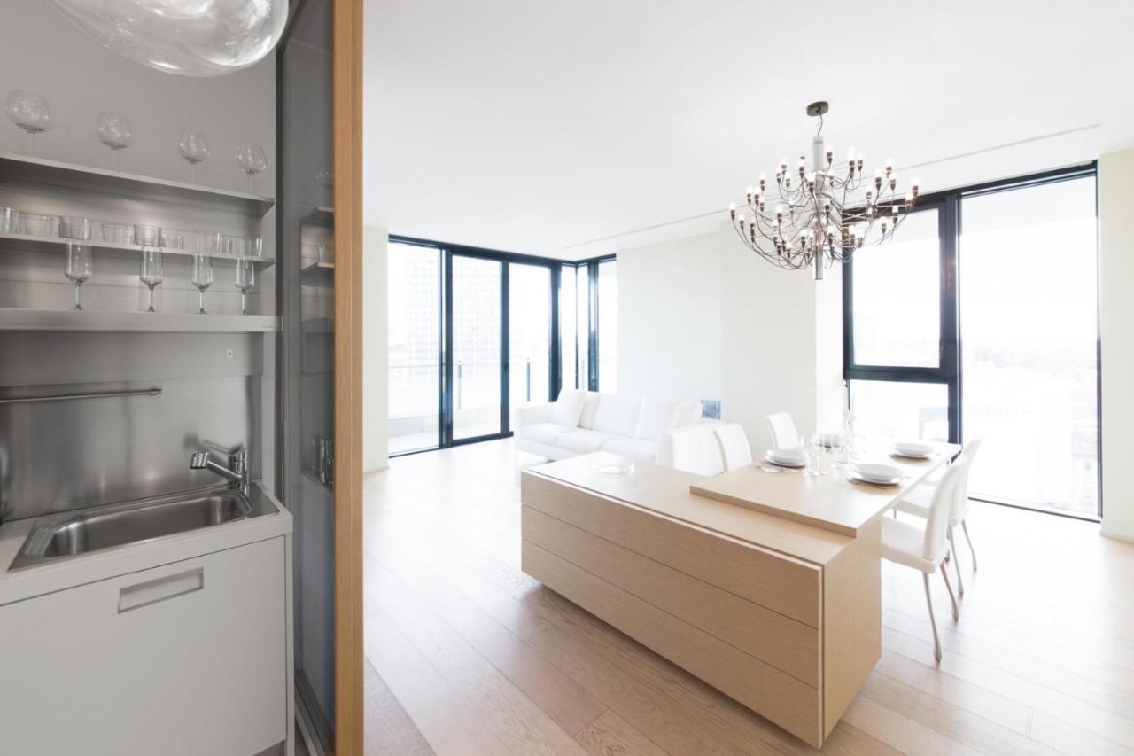 Stylish Elegant Suite In Torre Solaria With Exclusive Milan'S View Exterior photo